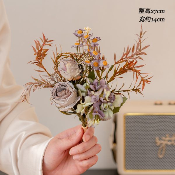 O1CN01fZMR8o1xbBwXQ87lh_2215867776461-0-cib Elegant handheld flower bouquet